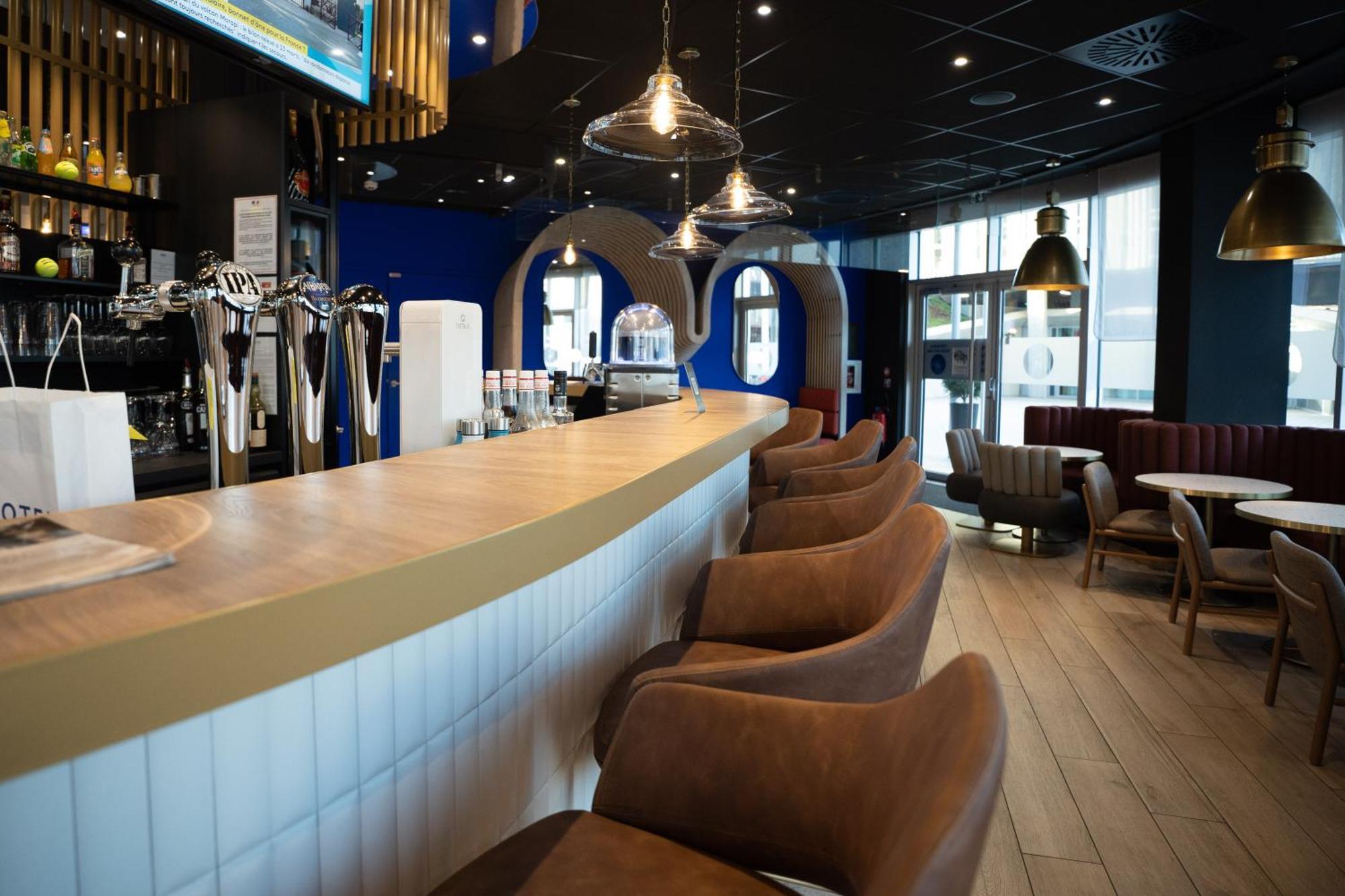 Novotel Angers Centre Gare Exteriör bild