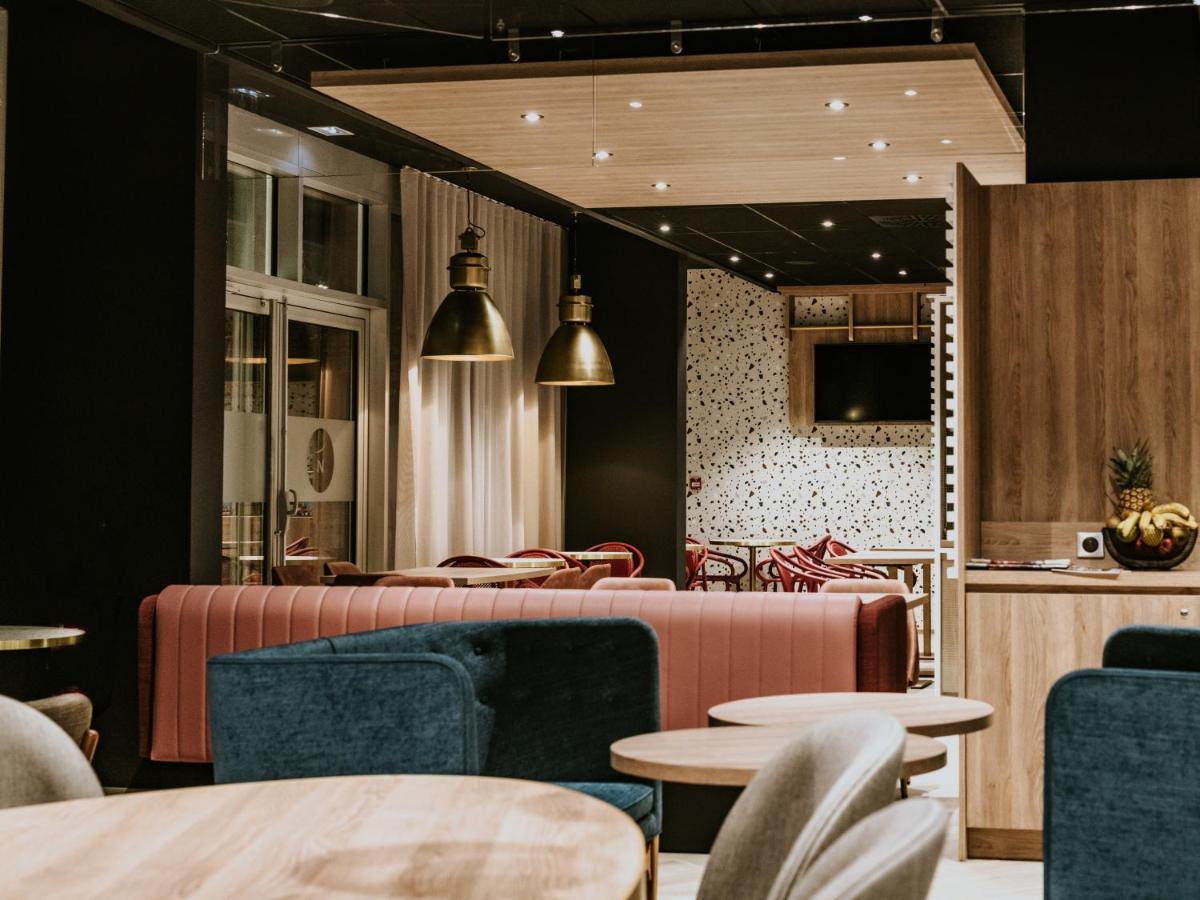 Novotel Angers Centre Gare Exteriör bild